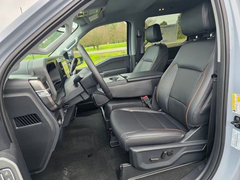 New 2026 Ford F350 Lariat w/ Chrome Package image 4