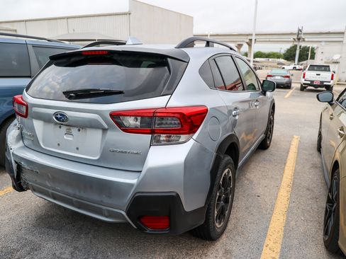 Used 2023 Subaru Crosstrek 2.0i Premium AWD/4WD image 8