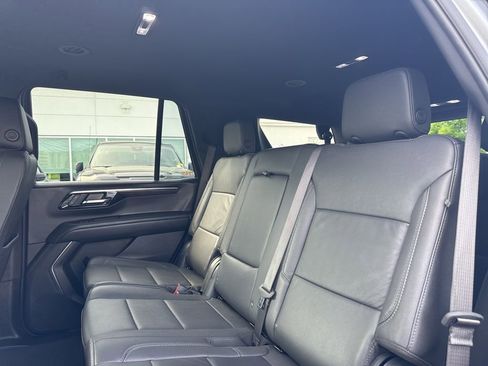Used 2025 Chevrolet Tahoe LT AWD/4WD image 24