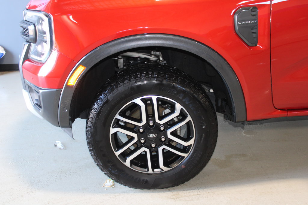 Used 2024 Ford Ranger Lariat AWD/4WD image 5