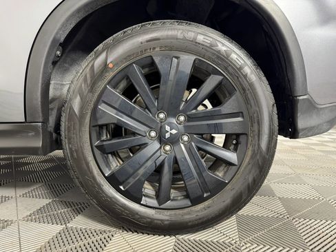 Used 2025 Mitsubishi Outlander Sport LE image 41