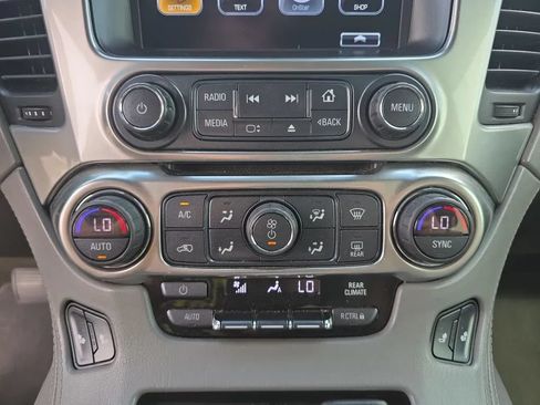 Used 2017 Chevrolet Suburban LT AWD/4WD image 32