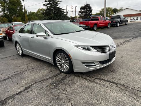 Used 2014 Lincoln MKZ AWD w/ Equipment Group 101A Select image 4