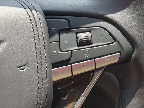 Used 2022 Cadillac XT6 Premium Luxury w/ Platinum Package AWD/4WD image 35