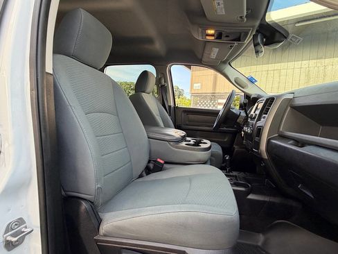 Used 2016 RAM 3500 Tradesman w/ Chrome Appearance Group image 39