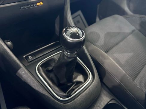 Used 2012 Volkswagen Golf TDI image 24