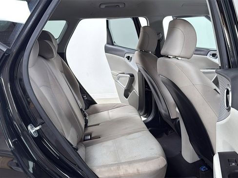 Used 2020 Kia Soul LX image 17