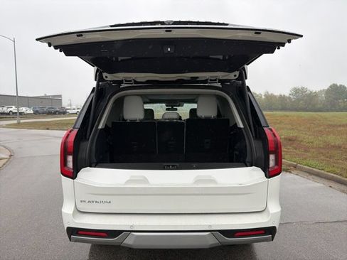 New 2025 Ford Expedition Platinum w/ Platinum Ultimate Package AWD/4WD image 13