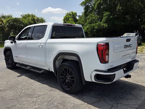 Used 2023 GMC Sierra 1500 Elevation RWD image 3