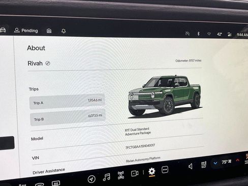 Used 2025 Rivian R1T Adventure image 22