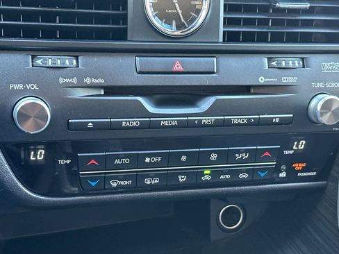 Used 2017 Lexus RX 350 FWD image 23