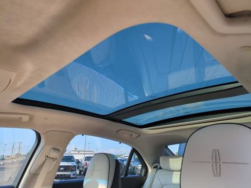 Used 2018 Lincoln Continental Black Label w/ Rear-seat Package FWD image 28