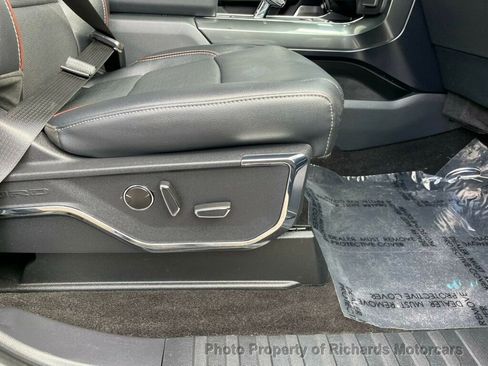 Used 2022 Ford F150 Lariat w/ Equipment Group 502A High image 25