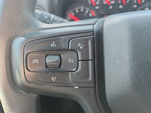 Used 2024 Chevrolet Silverado 1500 Custom image 15