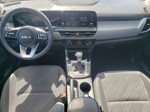 Used 2024 Kia Seltos LX AWD/4WD image 15