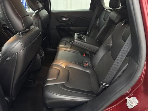 Used 2021 Jeep Cherokee Latitude Plus image 9