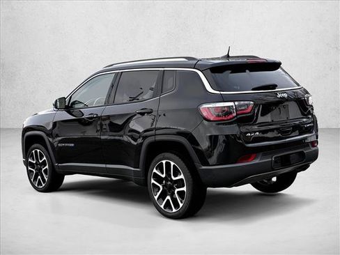 Used 2018 Jeep Compass Limited w/ Navigation Group image 7