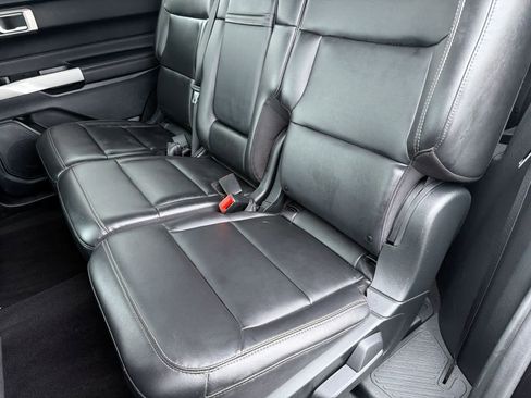 Used 2023 Ford Explorer XLT w/ Equipment Group 202A image 20