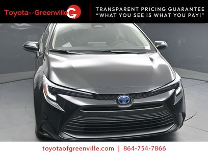 New 2025 Toyota Corolla LE