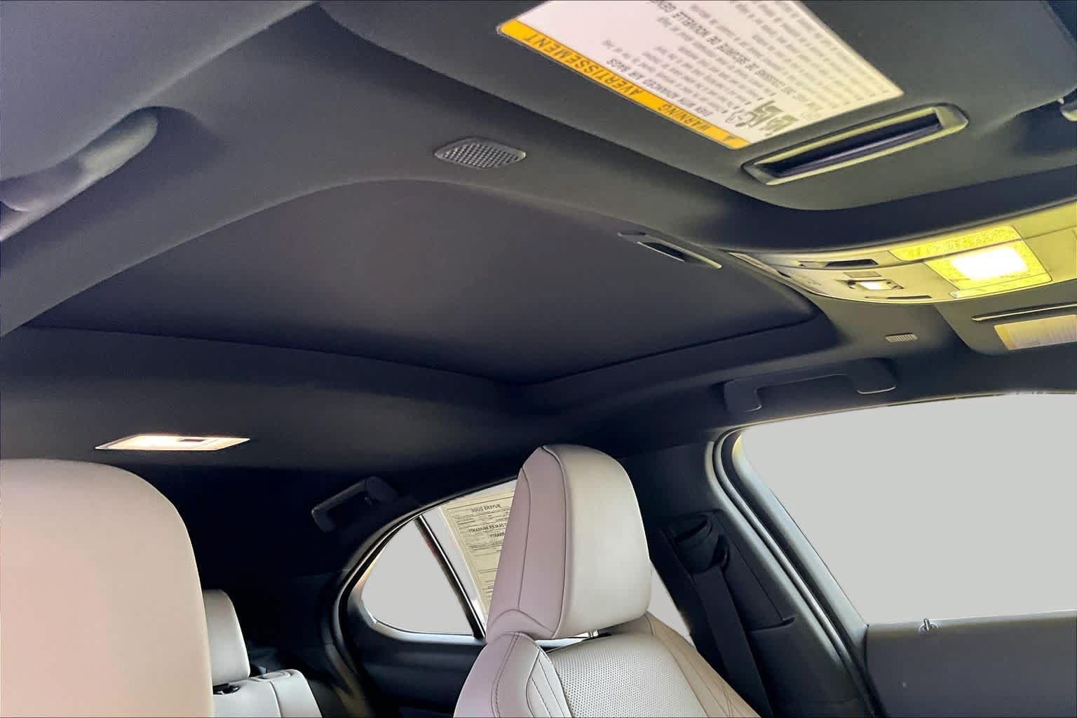 Used 2024 Lexus UX 250h FWD w/ Premium Package image 12