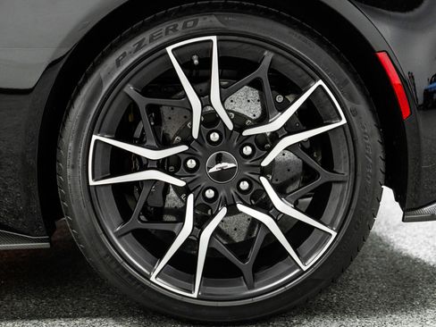 Used 2019 Aston Martin Vanquish Zagato image 10