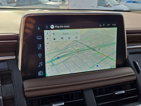 Used 2023 Chevrolet Tahoe High Country w/ Premium Package 2 image 19