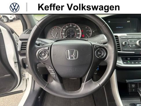 Used 2014 Honda Accord Sport image 17