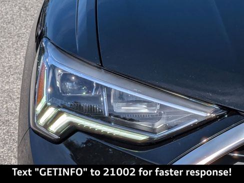 Certified 2024 Audi Q3 2.0T Premium w/ Convenience Package image 11