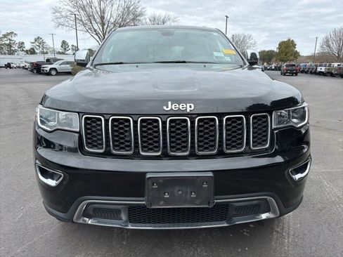 Used 2020 Jeep Grand Cherokee Limited image 2