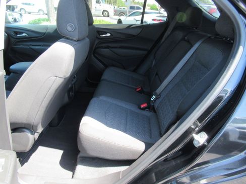 Used 2022 Chevrolet Equinox LT FWD image 34