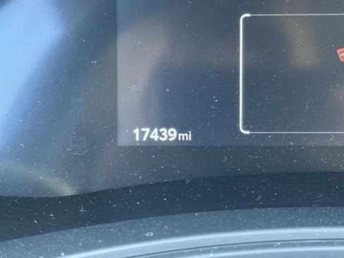 Certified 2024 Toyota Grand Highlander XLE image 60