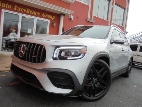 Used 2021 Mercedes-Benz GLB 35 AMG 4MATIC w/ Multimedia Package image 41