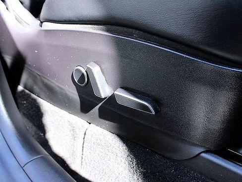 Used 2021 Tesla Model Y 2WD image 23