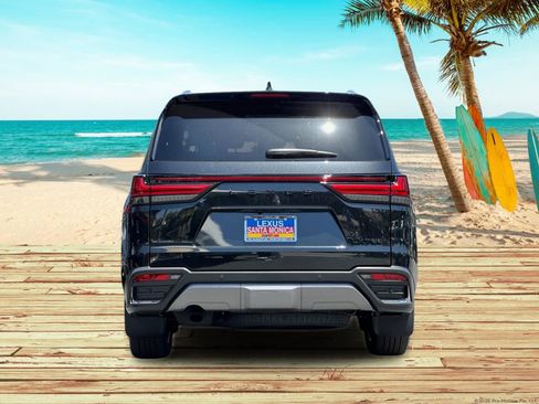 Used 2026 Lexus LX 700h Luxury AWD/4WD image 5