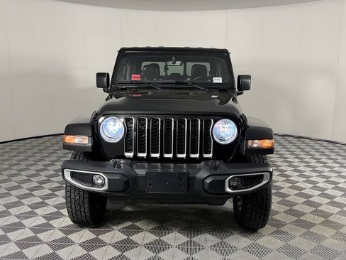 Used 2022 Jeep Gladiator Overland AWD/4WD image 3