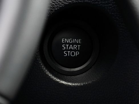 New 2026 Toyota Corolla Cross XLE w/ Convenience Package AWD/4WD image 37