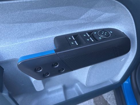 Used 2025 Ford Maverick XLT w/ XLT Luxury Package image 19