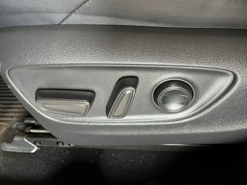 Used 2021 Toyota RAV4 XSE w/ XSE Grade Weather Package AWD/4WD image 18