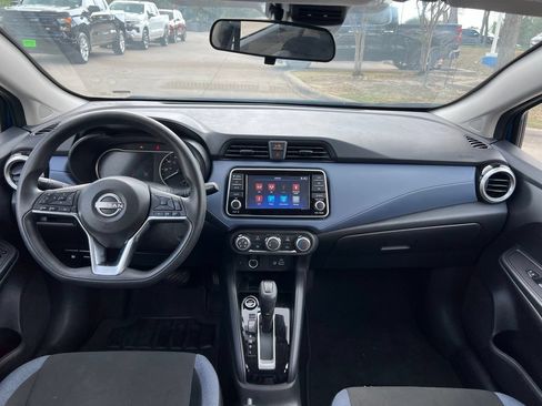 Used 2024 Nissan Versa SV FWD image 14