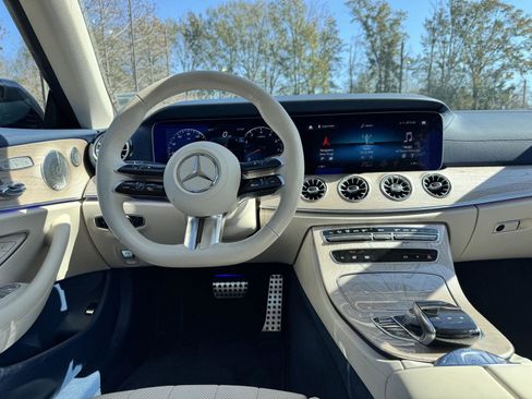 Certified 2023 Mercedes-Benz E 450 E 450 image 17