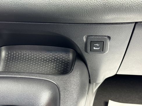 Used 2024 Toyota Corolla LE FWD image 25