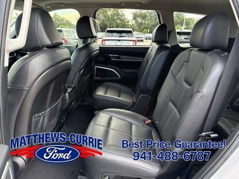Used 2022 Kia Telluride EX w/ EX Premium Package AWD/4WD image 12