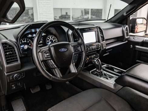 Used 2018 Ford F150 XLT w/ Equipment Group 302A Luxury AWD/4WD image 12