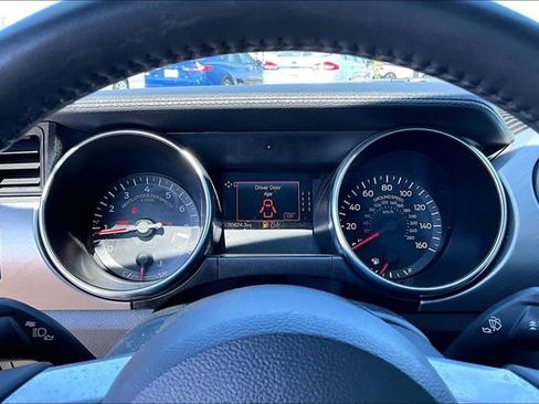 Used 2022 Ford Mustang GT RWD image 12