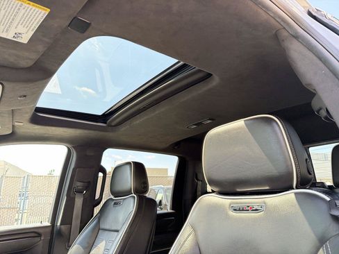 Used 2024 GMC Sierra 2500 AT4X AWD/4WD image 18