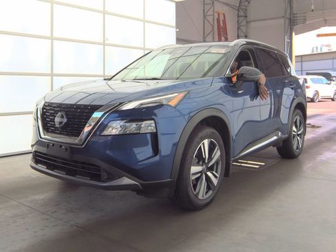Used 2023 Nissan Rogue SL AWD/4WD image 1