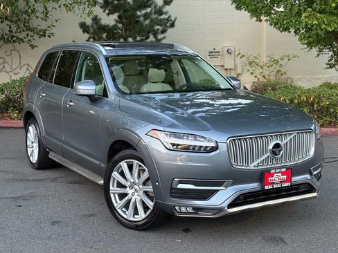 Used 2016 Volvo XC90 T6 Inscription image 2