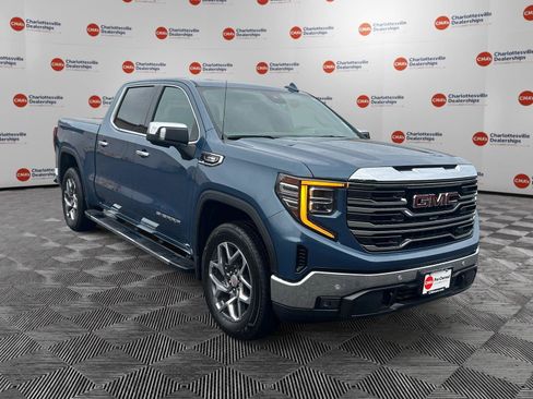Used 2024 GMC Sierra 1500 SLT w/ SLT Premium Plus Package AWD/4WD image 7