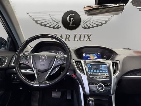 Used 2018 Acura TLX w/ Technology Package FWD image 10