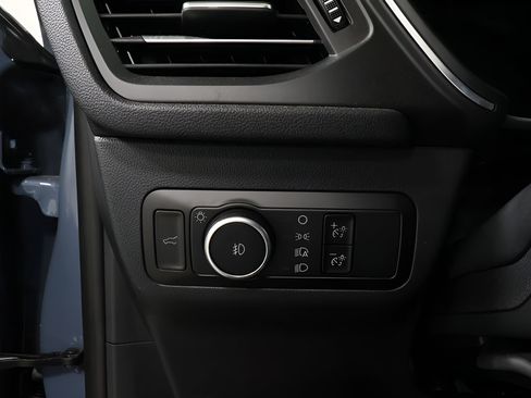 Used 2025 Ford Escape Platinum AWD/4WD image 18